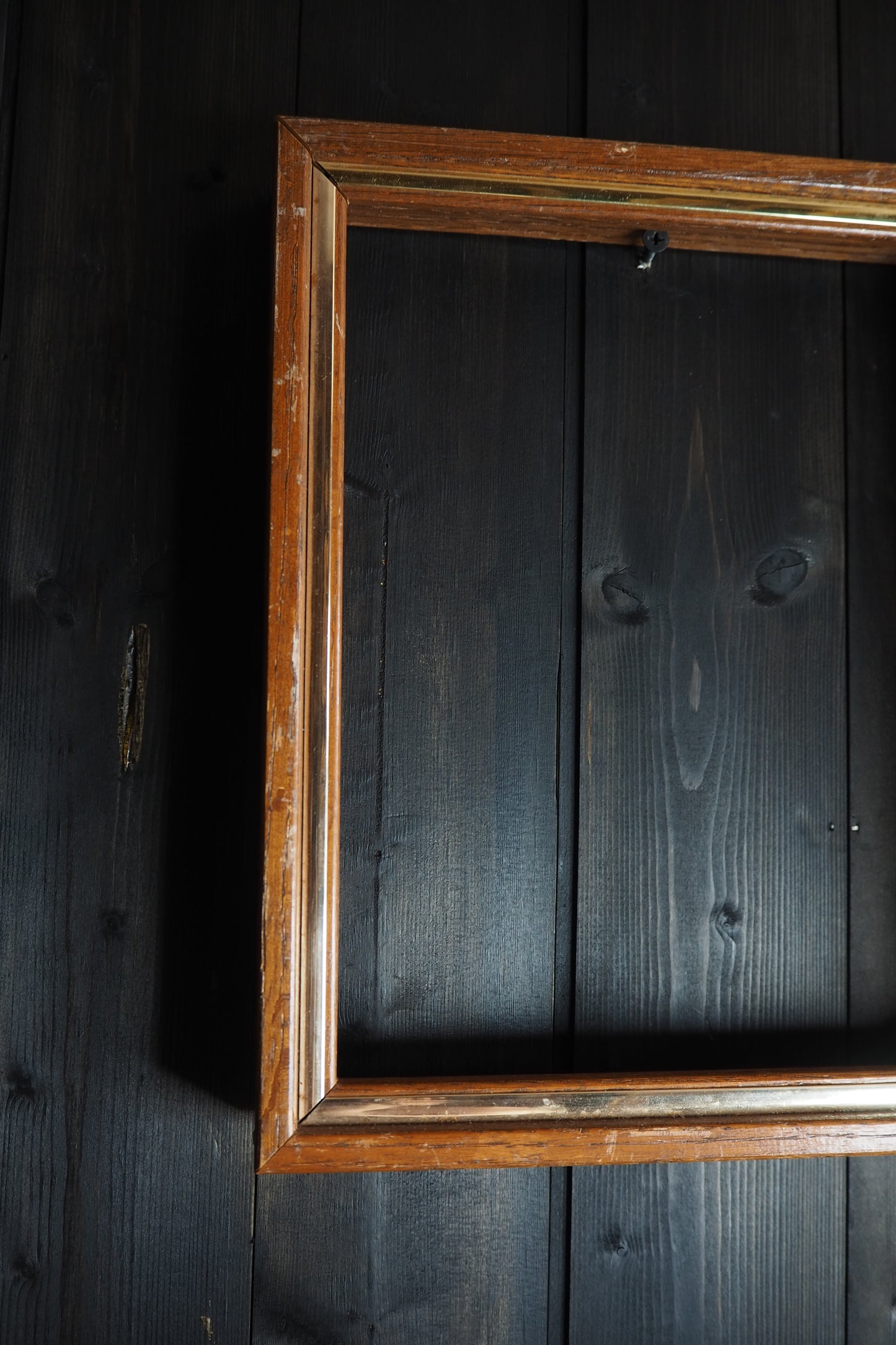 The Ashford – Deep Mini Vintage Wooden Frame with Gold Trim