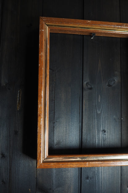The Ashford – Deep Mini Vintage Wooden Frame with Gold Trim