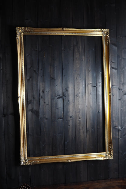 The Sorélle – Vintage Gold Louis Style Ornate Frame XL Collection