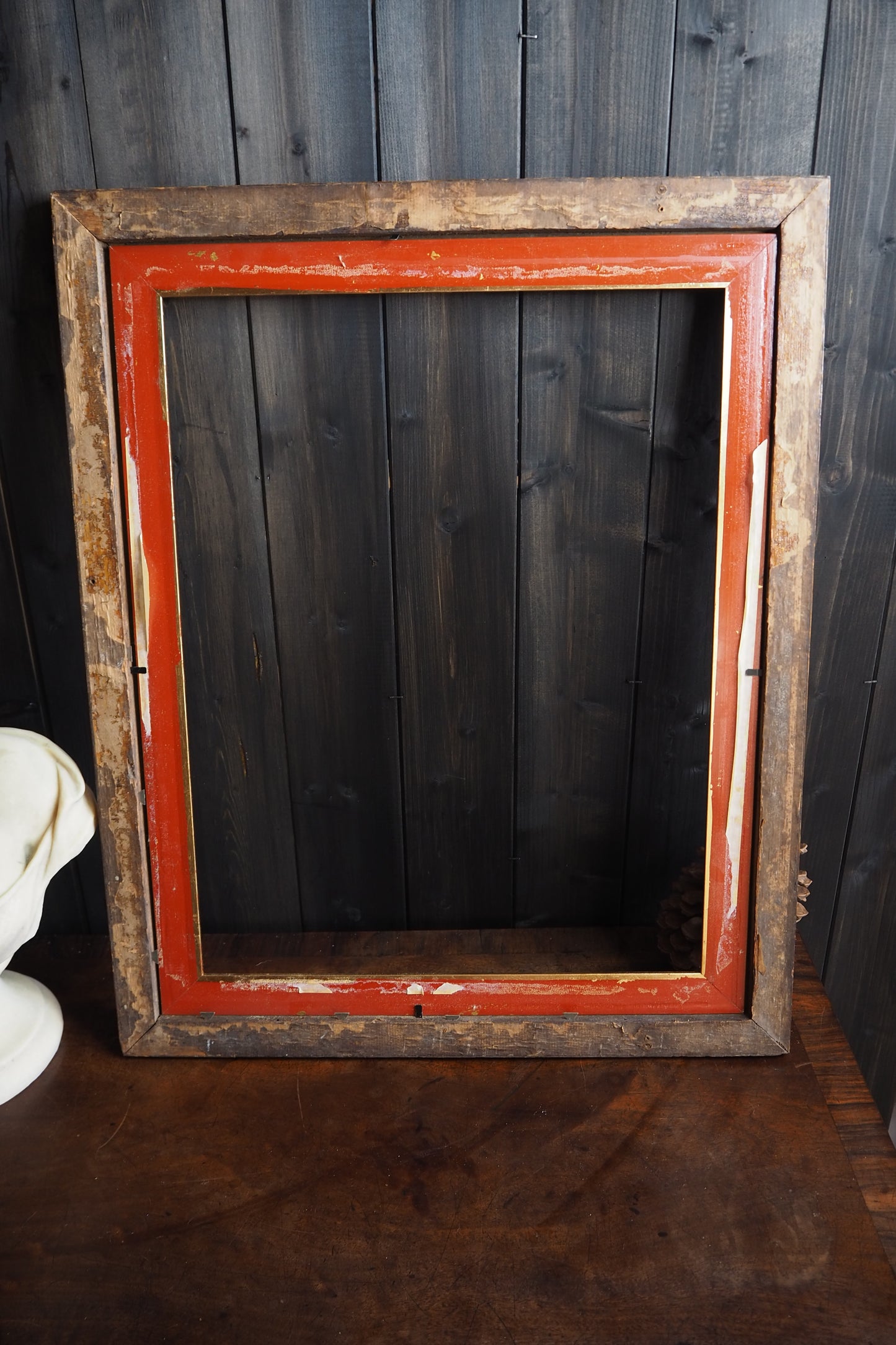 The Chester - Victorian Thick Solid Oak Wood Frame with Gold Trim