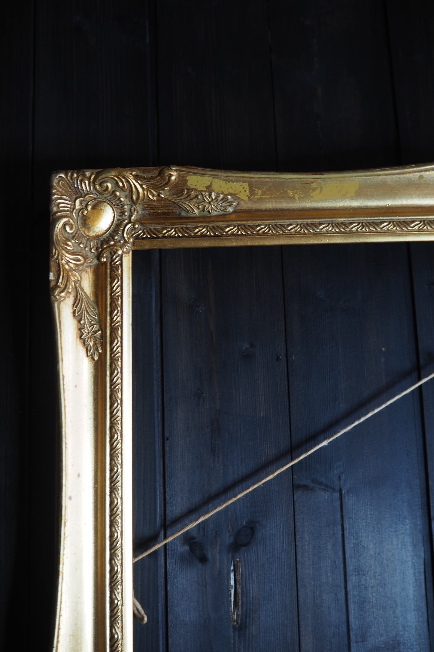The Sorélle – Vintage Gold Louis Style Large Frame Collection