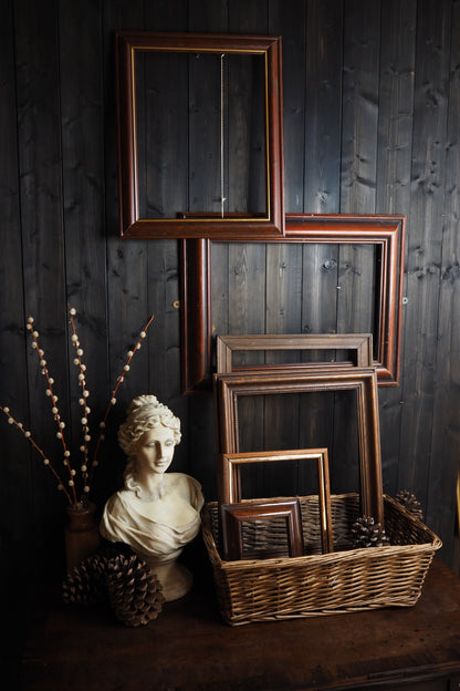 The Westoria -  Rustic Mahogany Wooden Frame