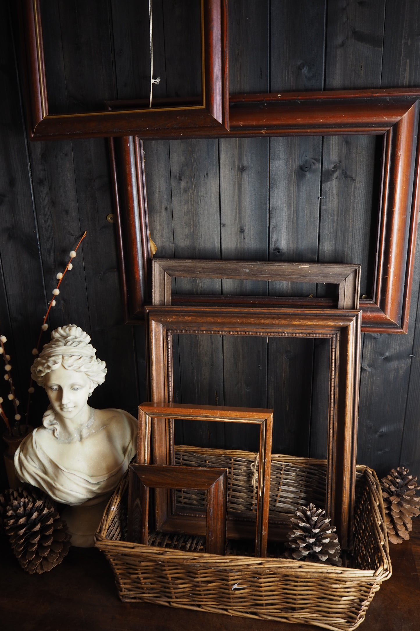 The Crestwick – Vintage Rustic Original Wooden Slim Frame