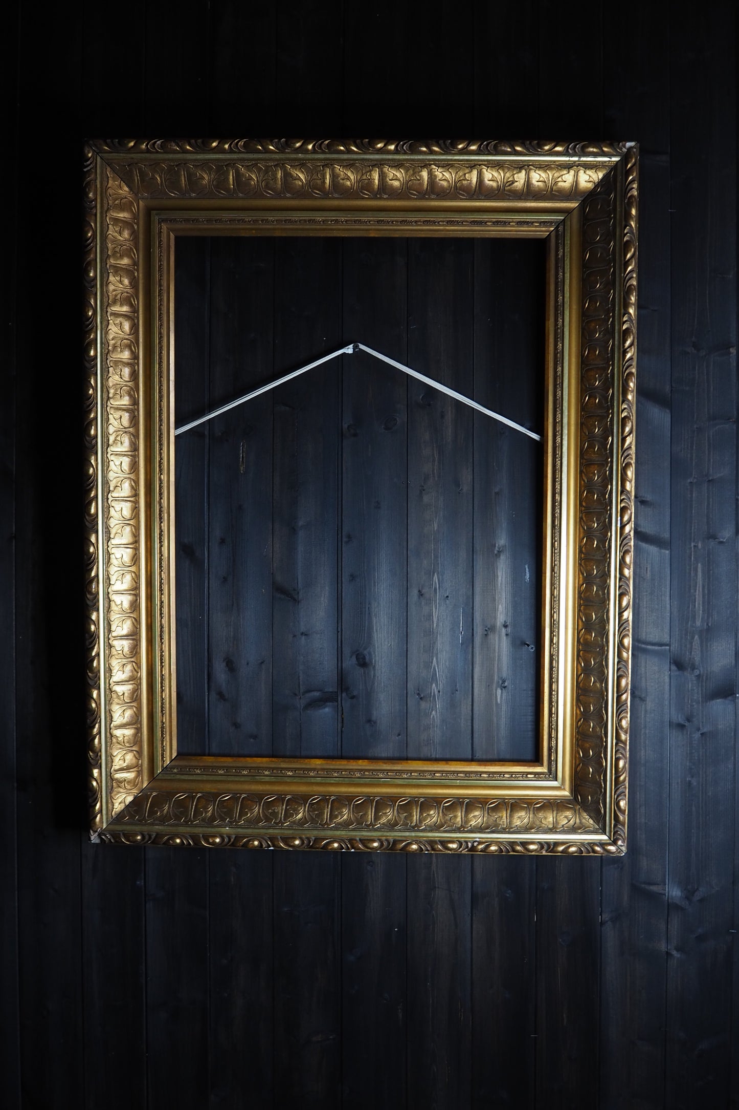 The Versailles – Extremely Heavy Antique Gold Statement Frame