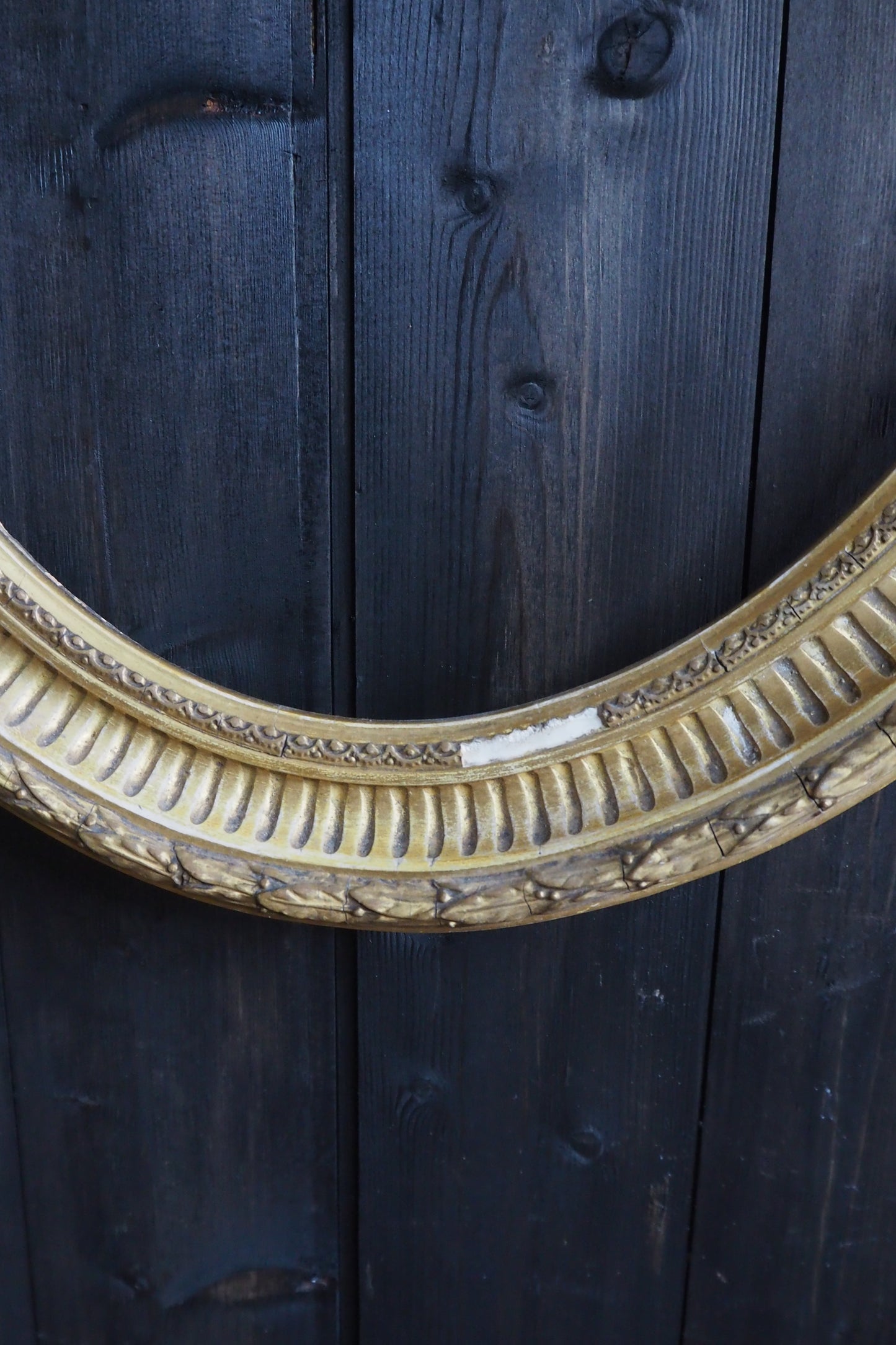 The Painswick – Antique Ornate Gold Thick Gilt Oval Frame