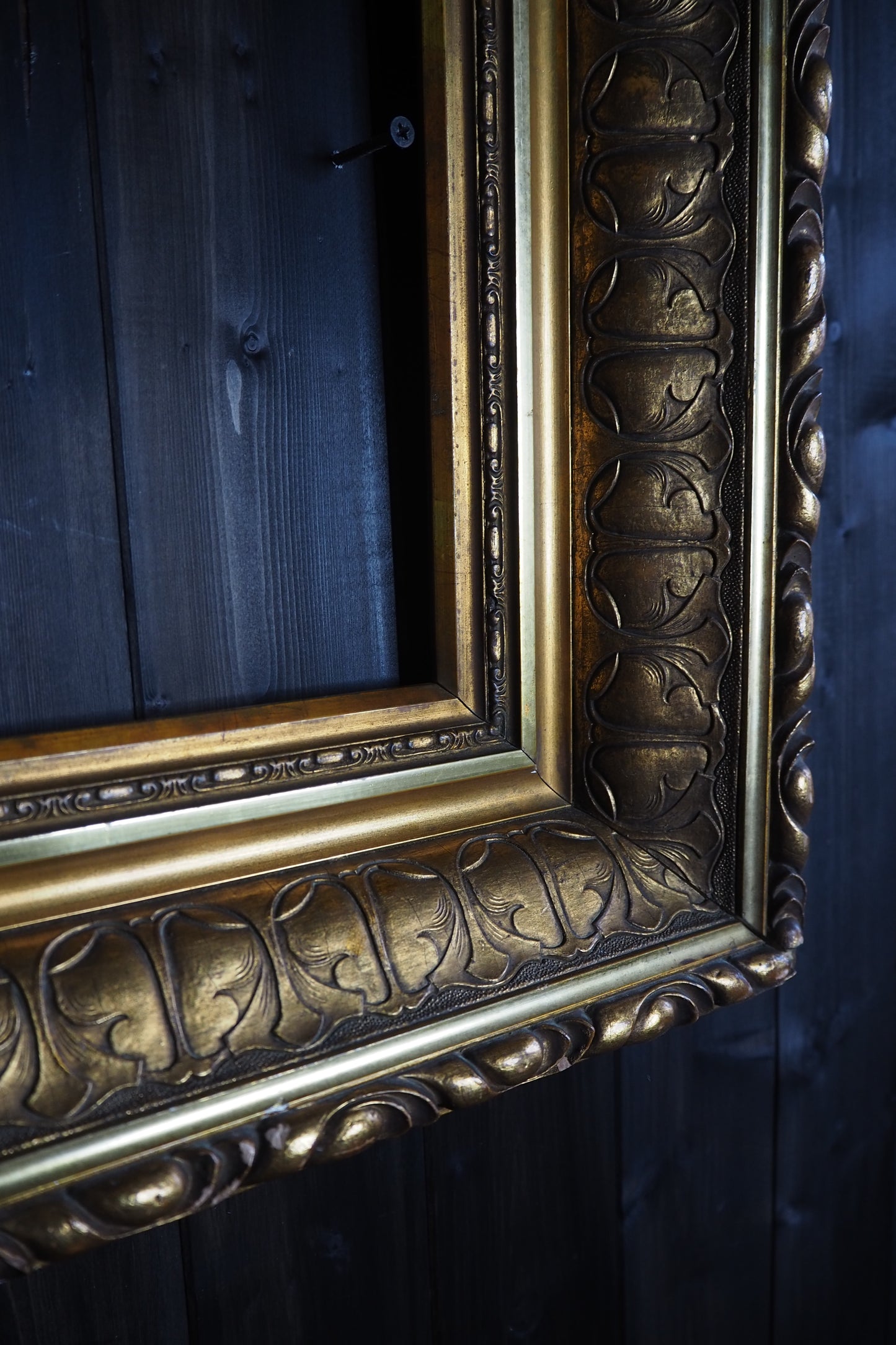 The Versailles – Extremely Heavy Antique Gold Statement Frame