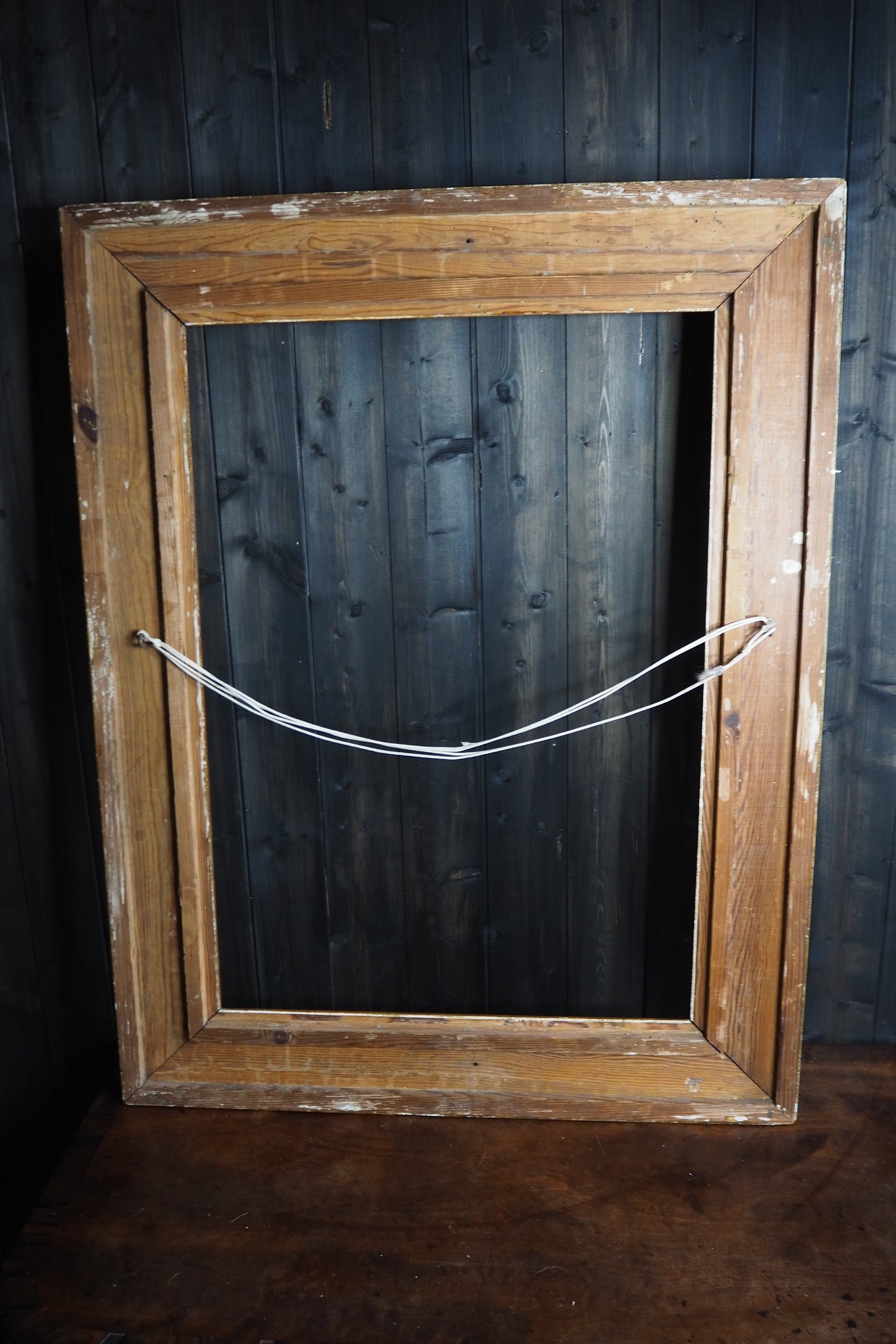 The Versailles – Extremely Heavy Antique Gold Statement Frame
