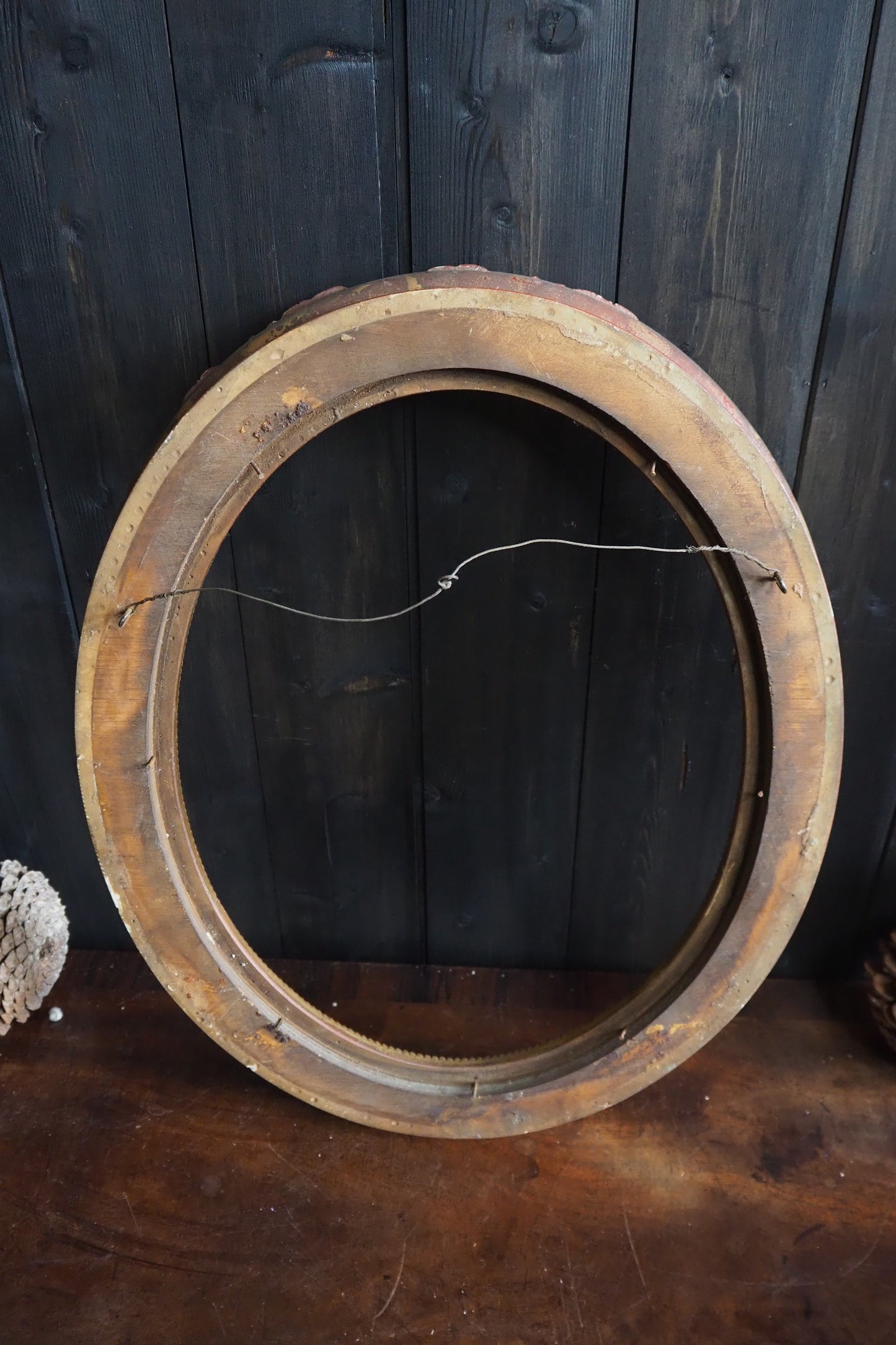 The Lacock – Authentic Antique Victorian Ornate Gilt Oval Frame