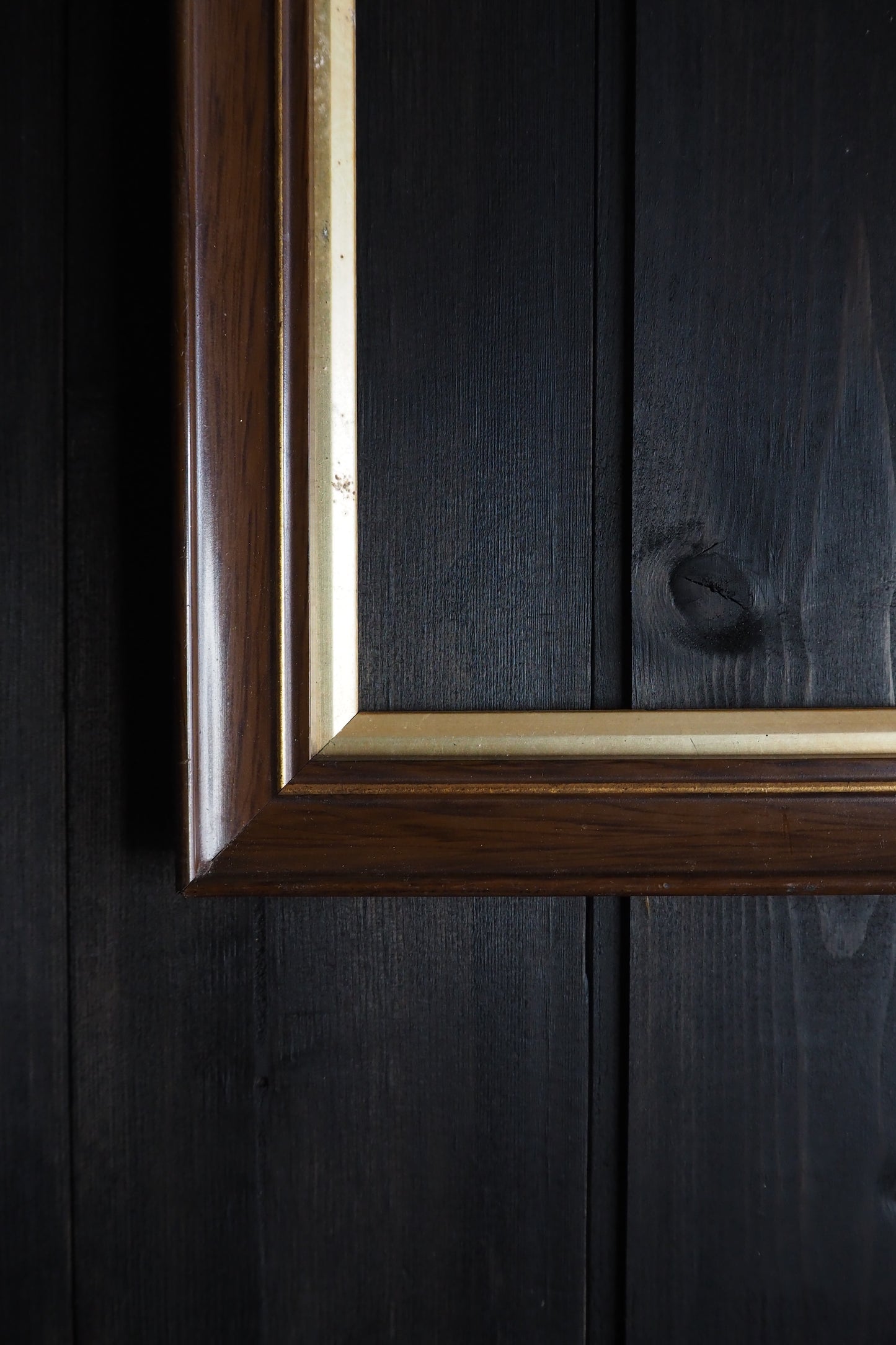 The Braymore - Antique mini wooden frame