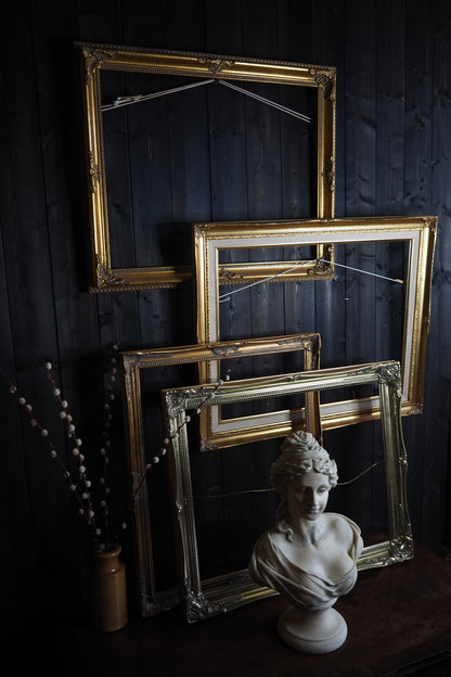 The Chambord – Vintage Gold Ornate Medium Frame Collection