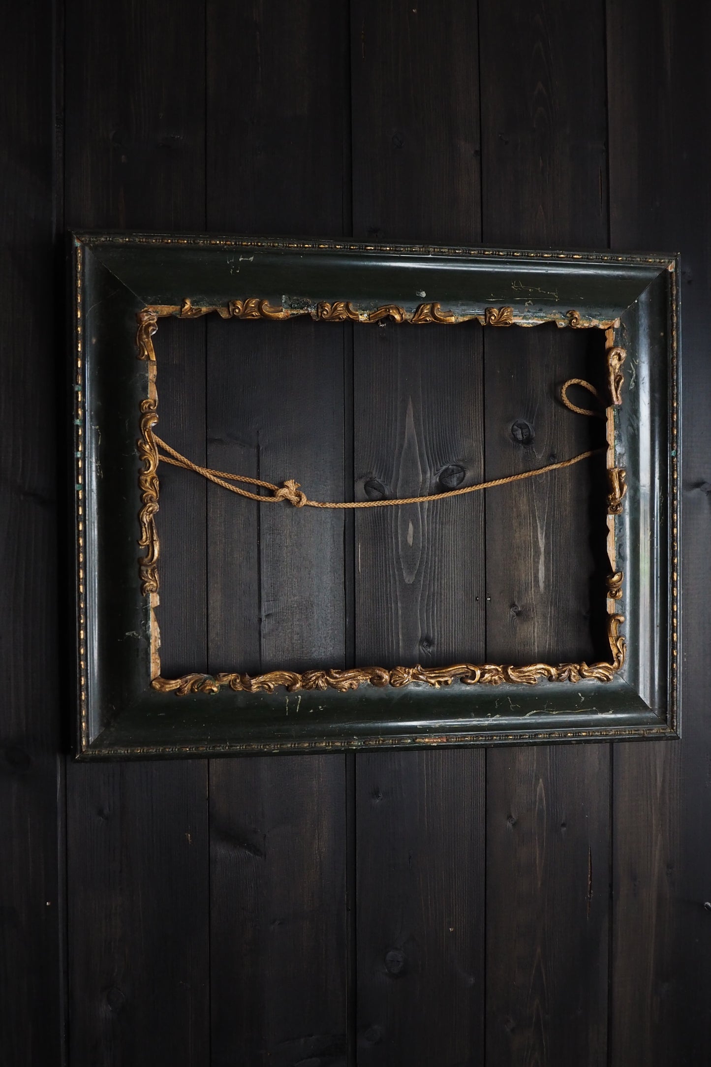 The Ashcombe - Antique Victorian Dark Green Gilt Frame