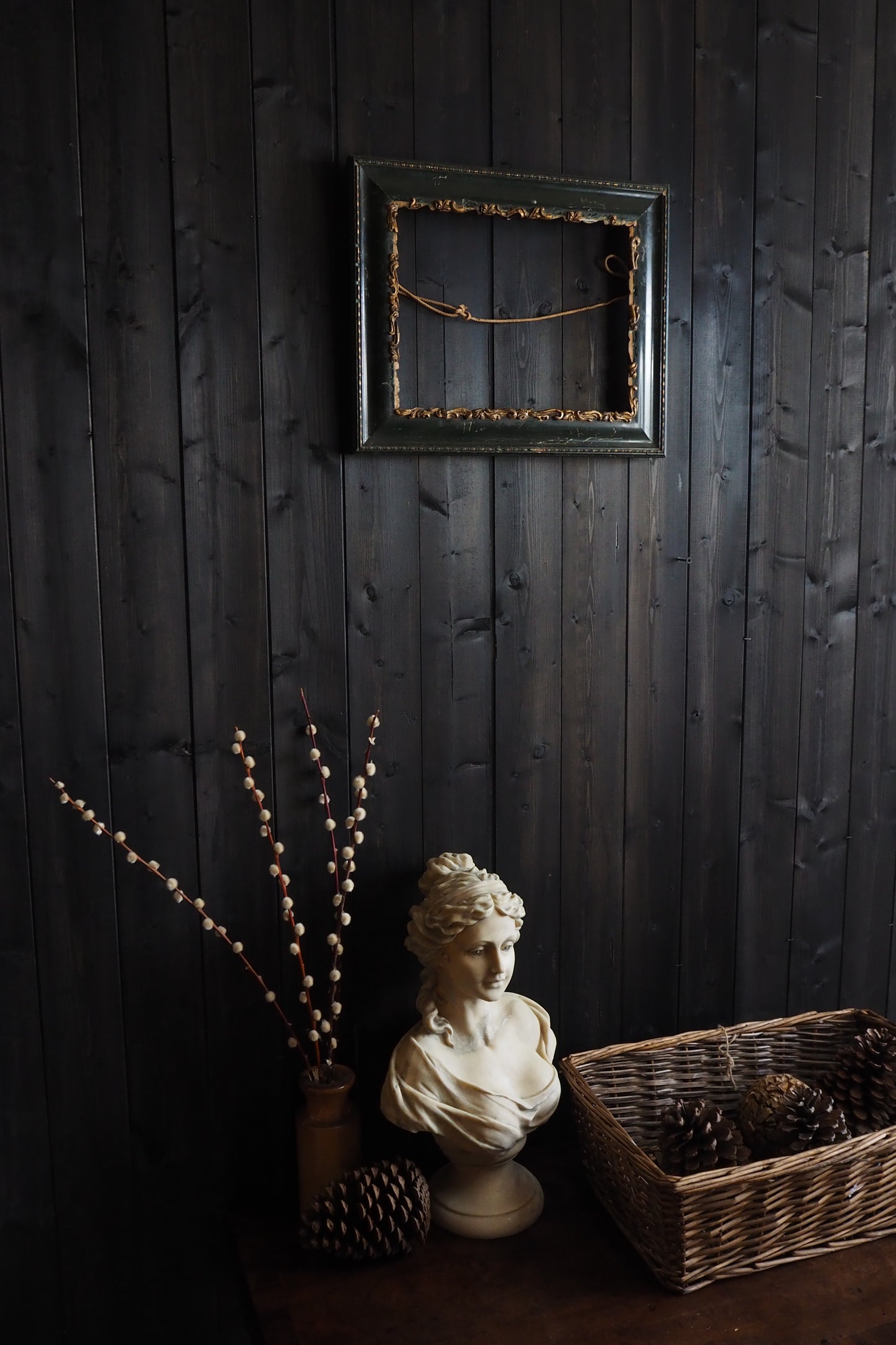 The Ashcombe - Antique Victorian Dark Green Gilt Frame