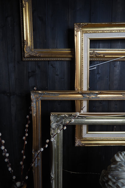 The Chambord – Vintage Gold Ornate Medium Frame Collection