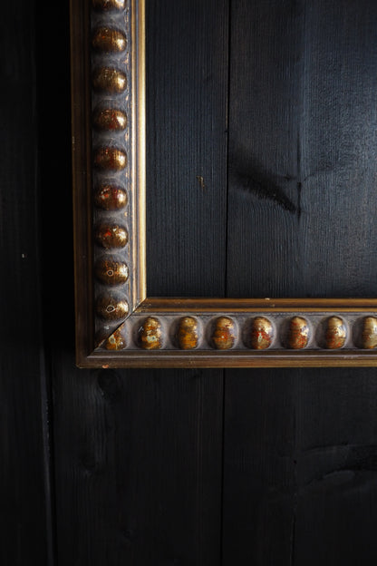 The Bobbin – Solid Wooden Distressed Ornate Gilt Frame