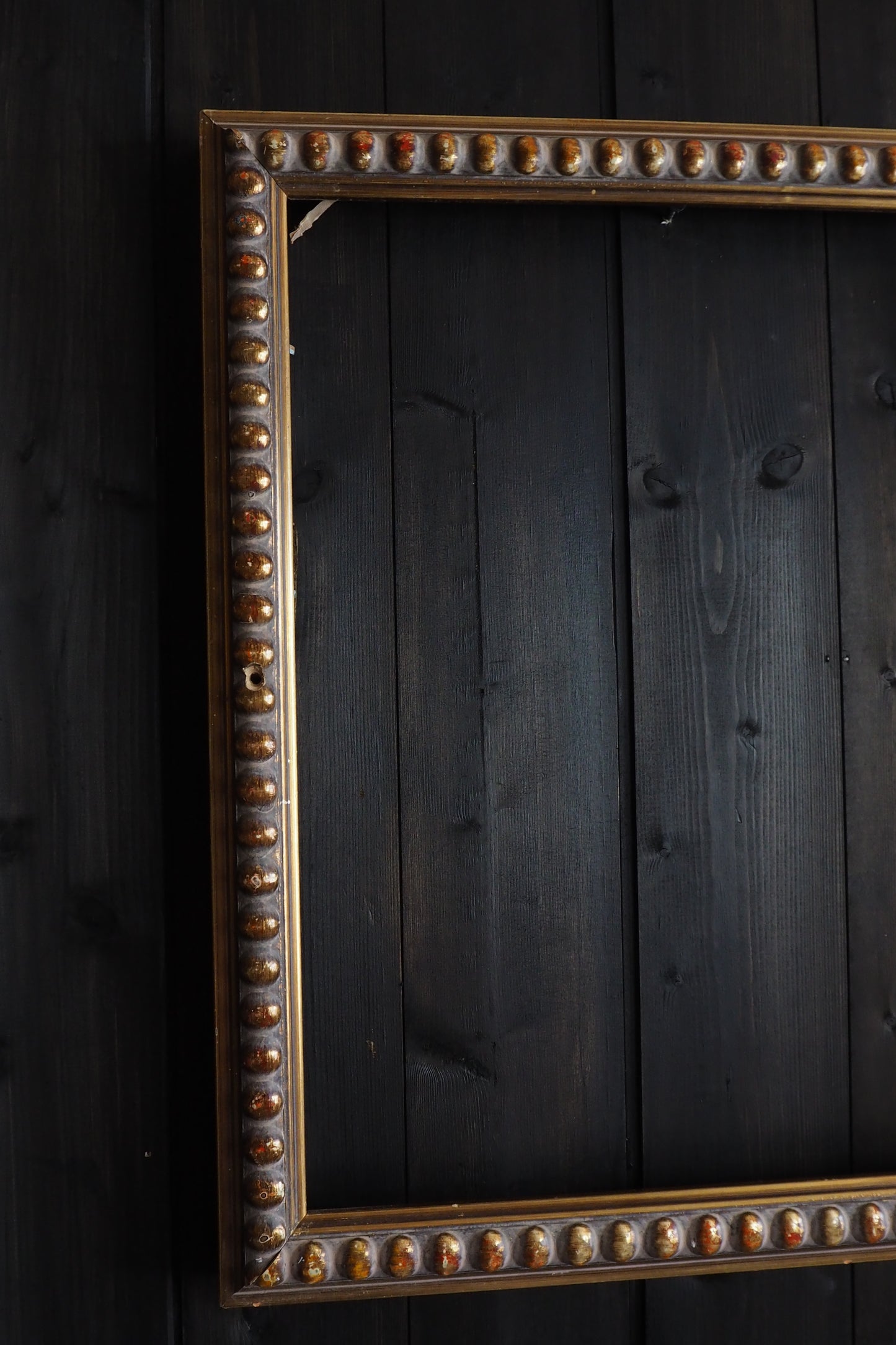The Bobbin – Solid Wooden Distressed Ornate Gilt Frame