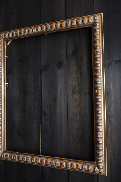 The Bobbin – Solid Wooden Distressed Ornate Gilt Frame
