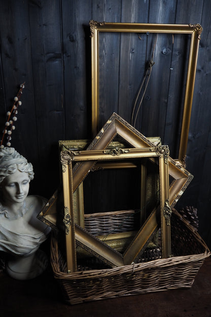 The Lucca - Antique Gold European Gilt Frame