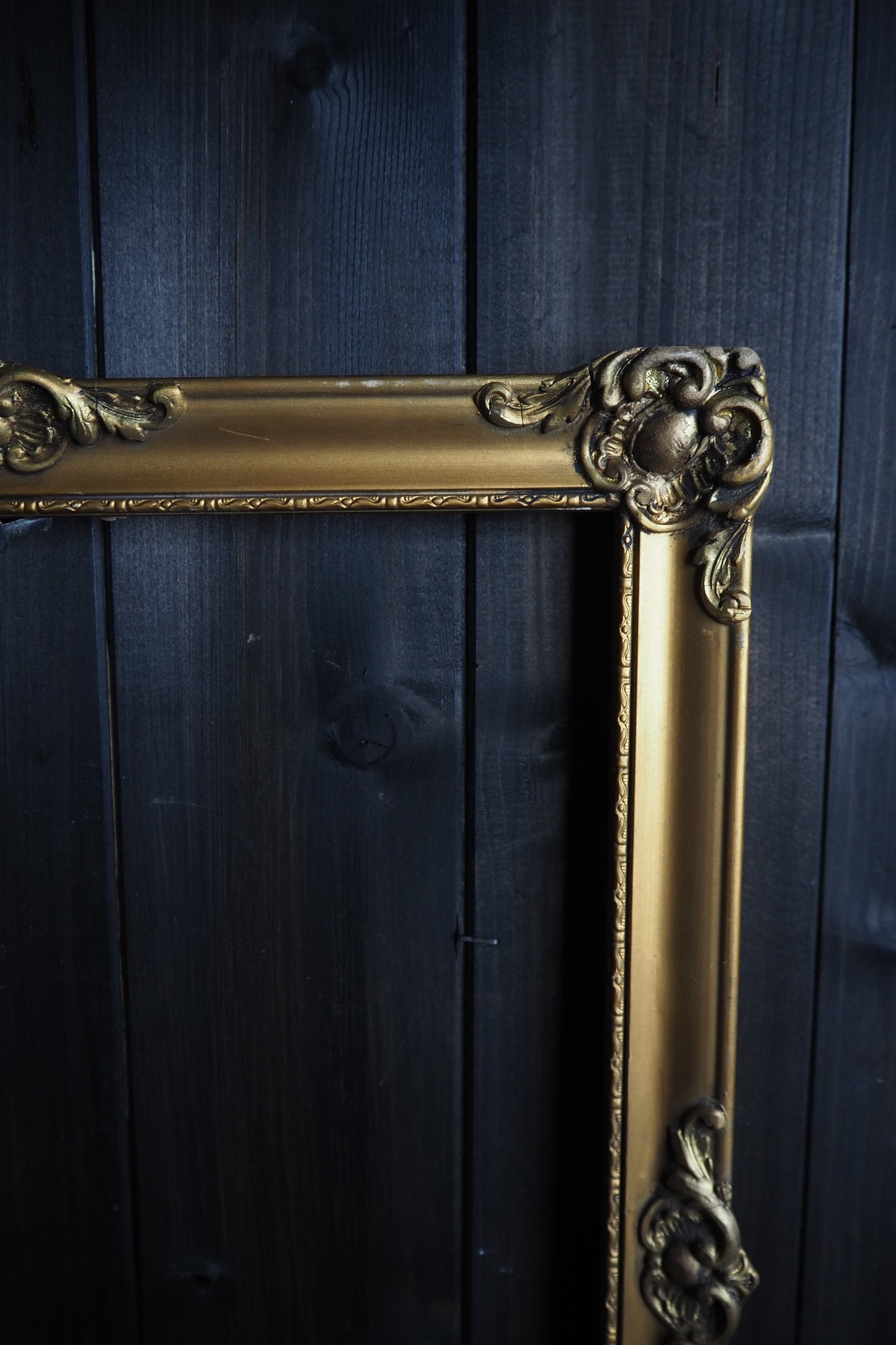 The European Grandeur – Hungarian Ornate Slim Gilt Frame