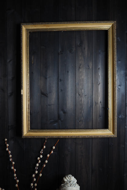 The Antibes - Gold Gilt Frame with Simple Thick Edge