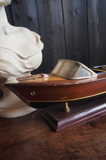 Vintage Chris-Craft Style Wooden Model Speedboat | Mahogany Boat Replica