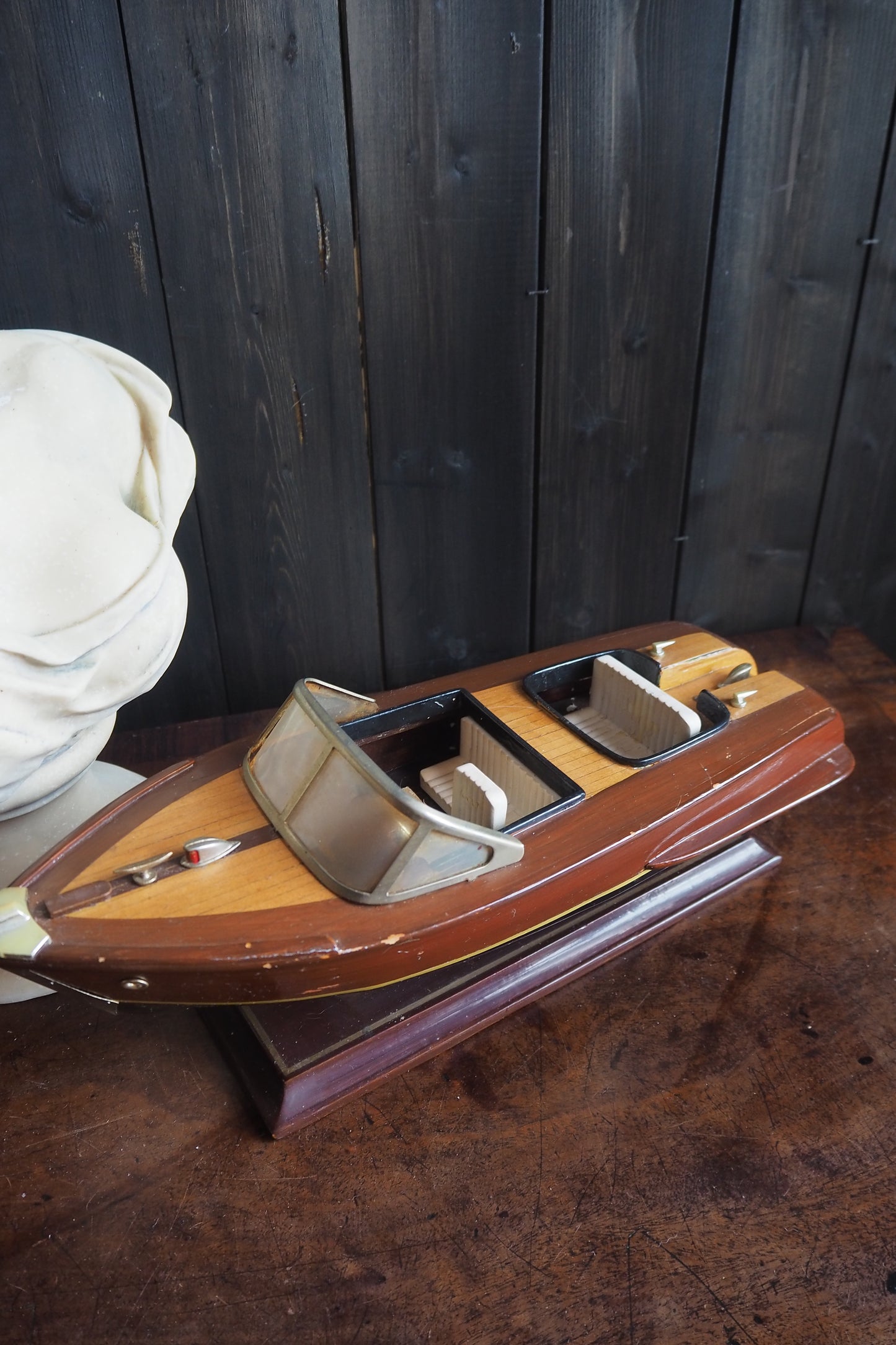 Vintage Chris-Craft Style Wooden Model Speedboat | Mahogany Boat Replica