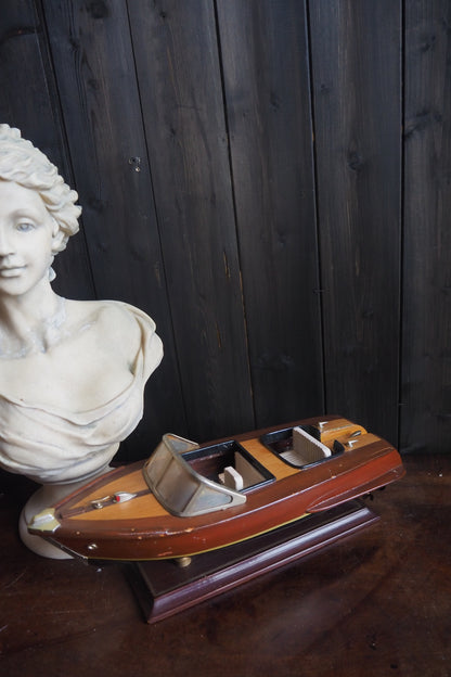Vintage Chris-Craft Style Wooden Model Speedboat | Mahogany Boat Replica