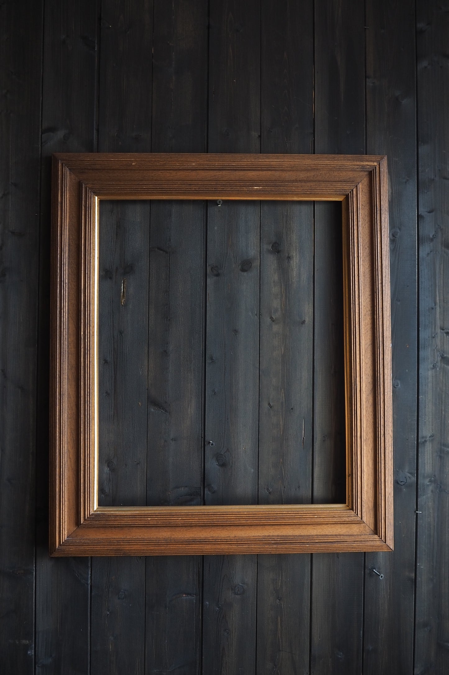 The Stow Oak Frame-  Oak Rustic with Gold Trim Frame