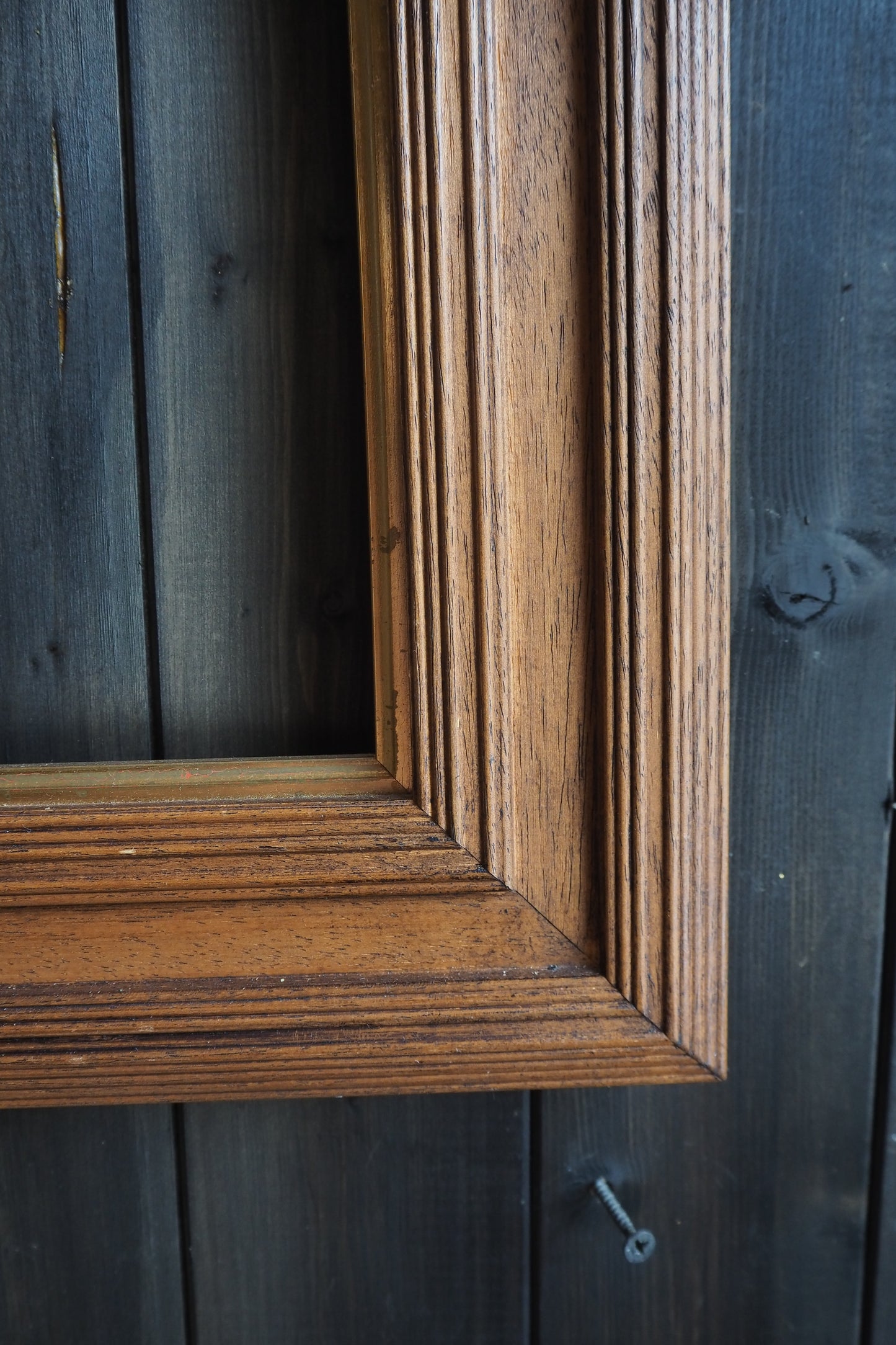 The Stow Oak Frame-  Oak Rustic with Gold Trim Frame