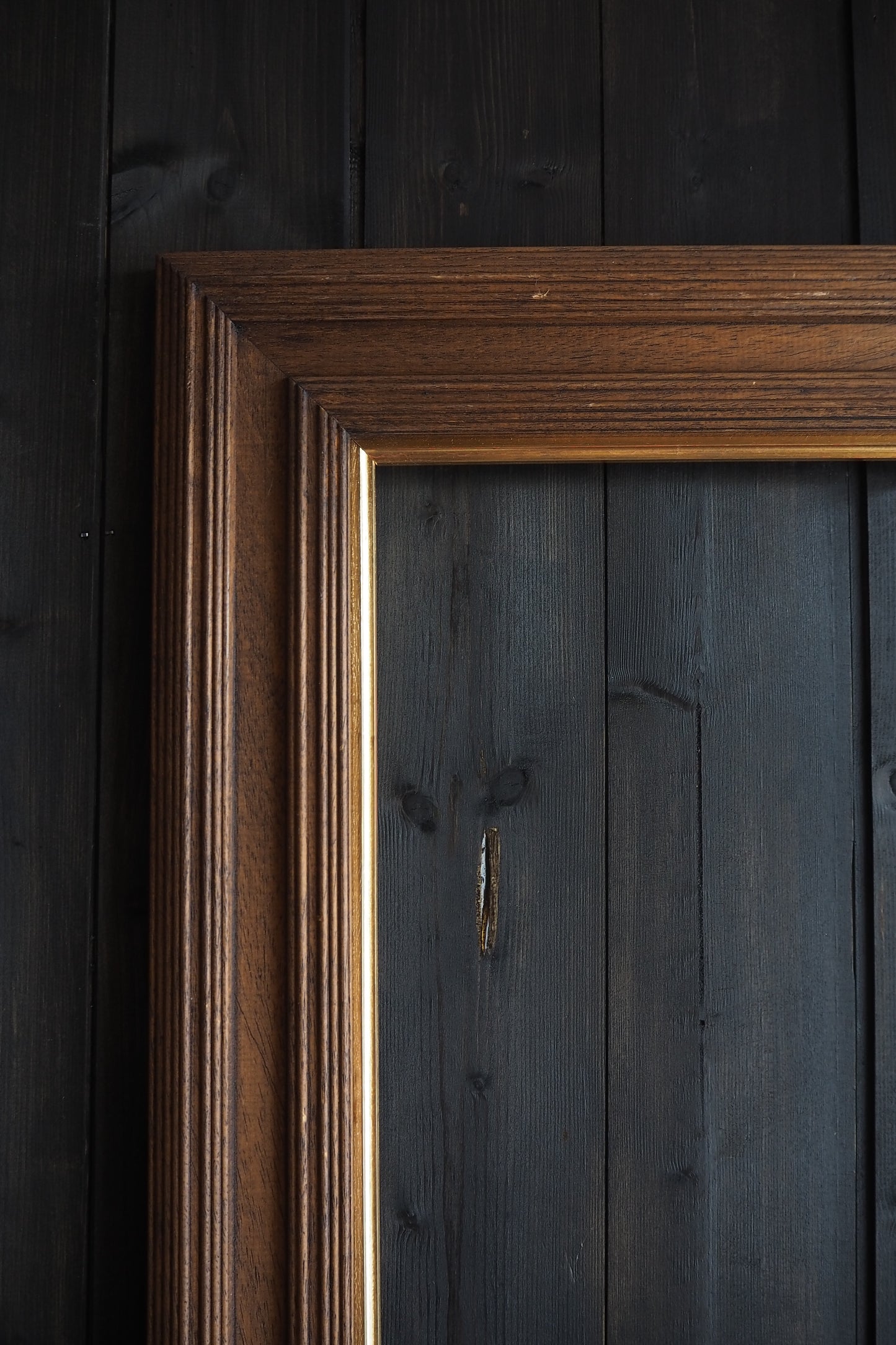 The Stow Oak Frame-  Oak Rustic with Gold Trim Frame