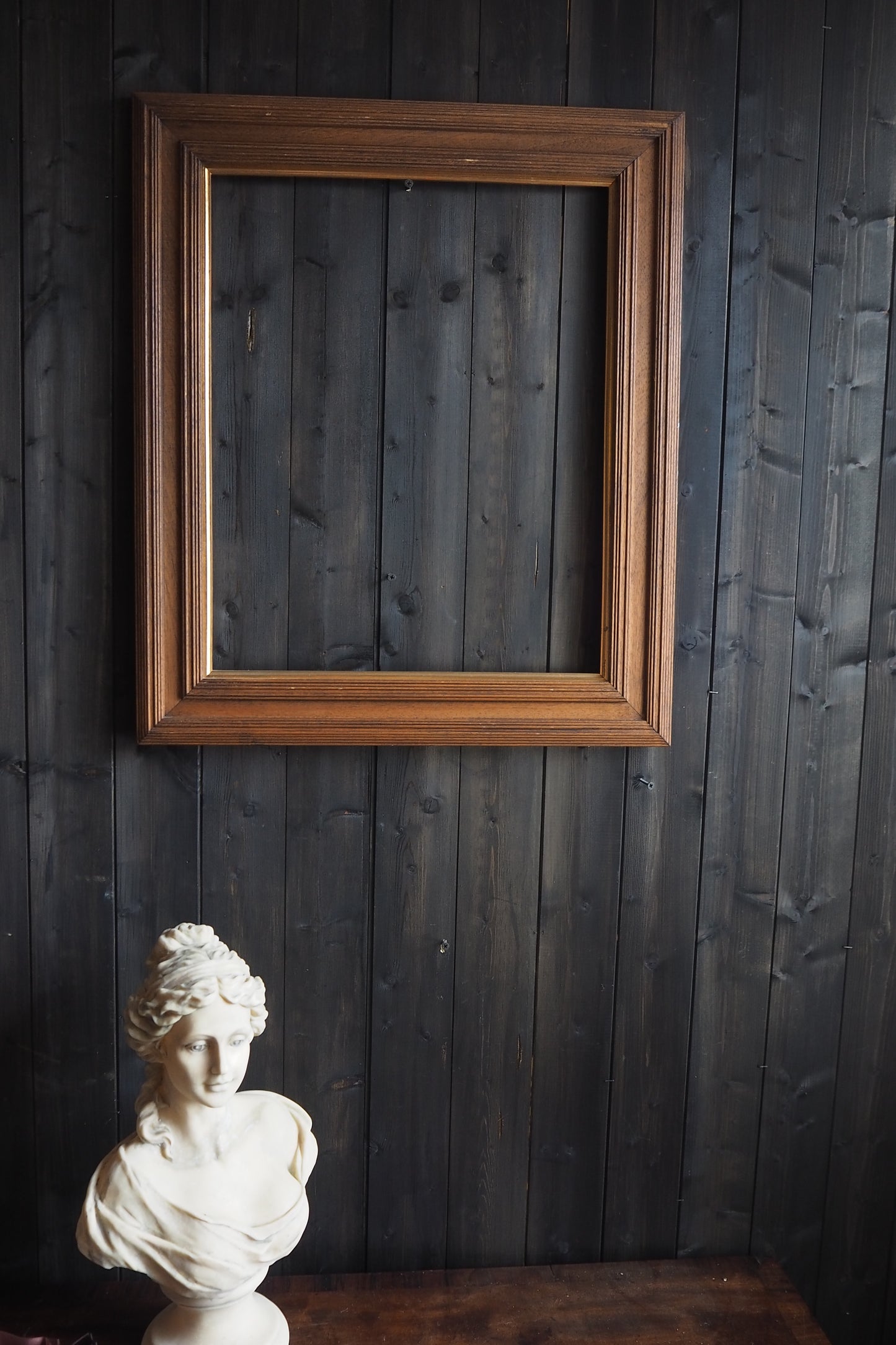 The Stow Oak Frame-  Oak Rustic with Gold Trim Frame