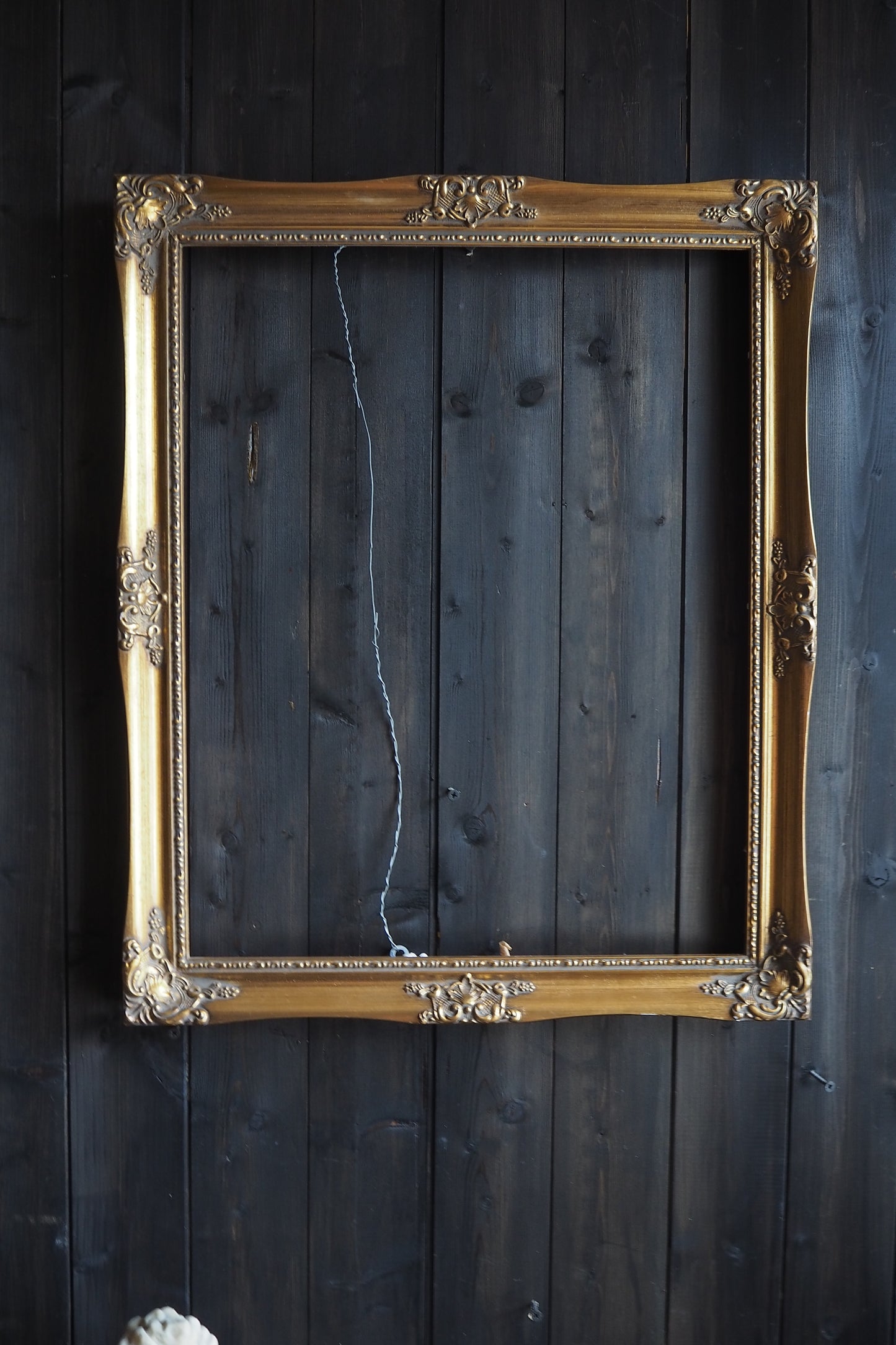 The Hambleden – Antique Gold Baroque Frame Gilt Frame