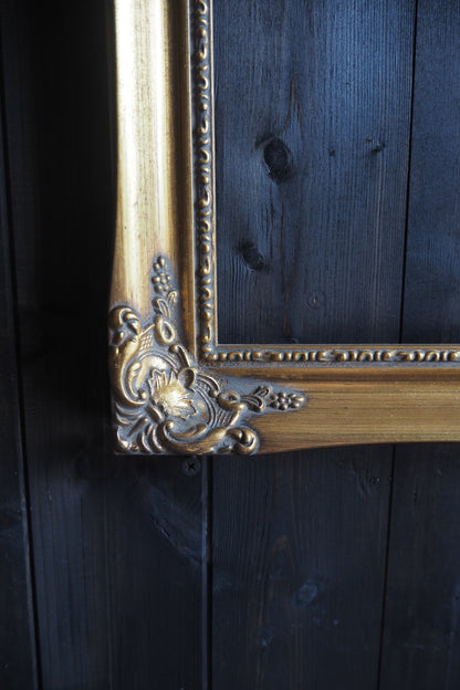 The Hambleden – Antique Gold Baroque Frame Gilt Frame
