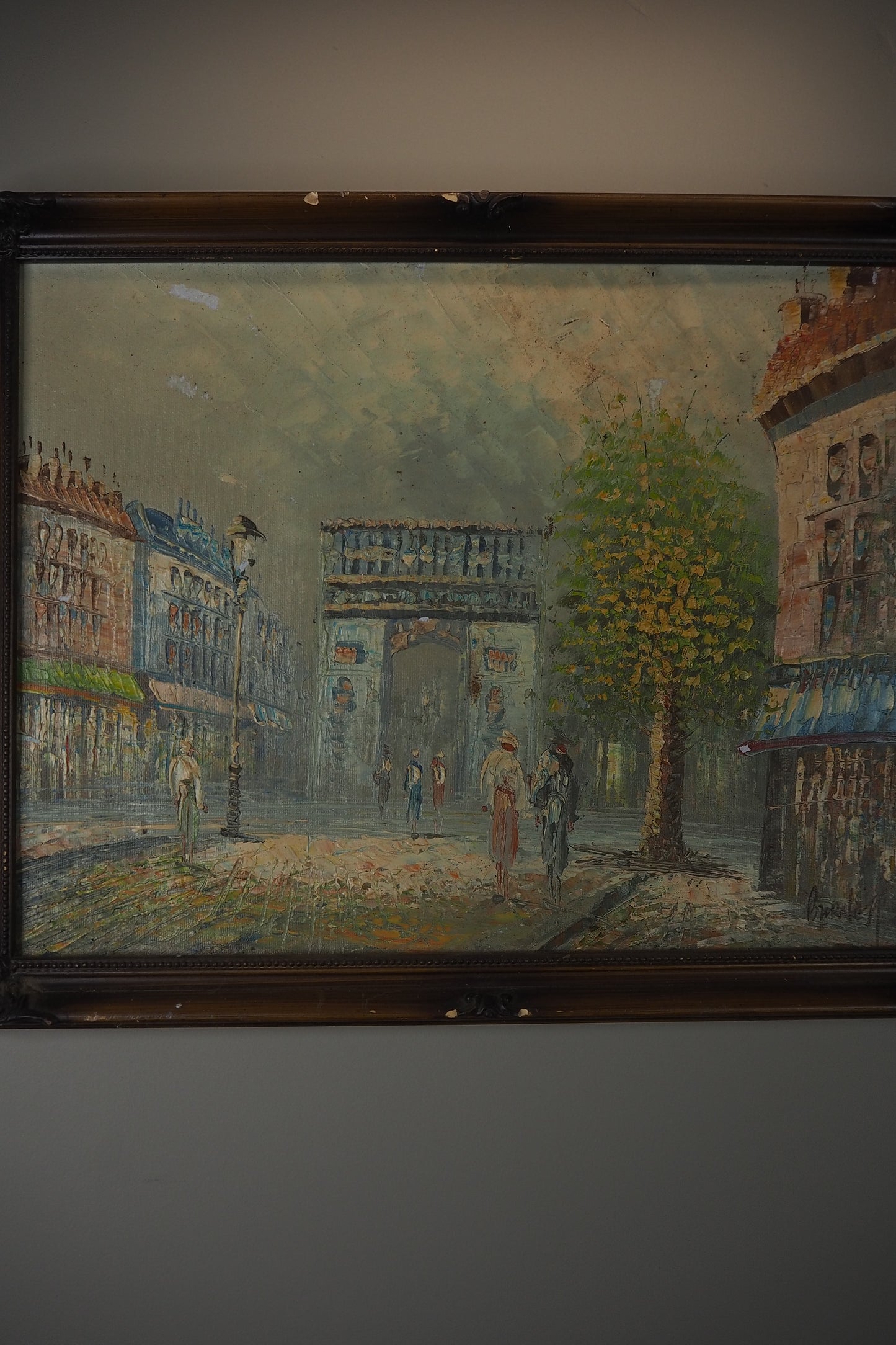 Midcentury Impressionist Paris Street Scene Oil Painting in ornate wooden frame
