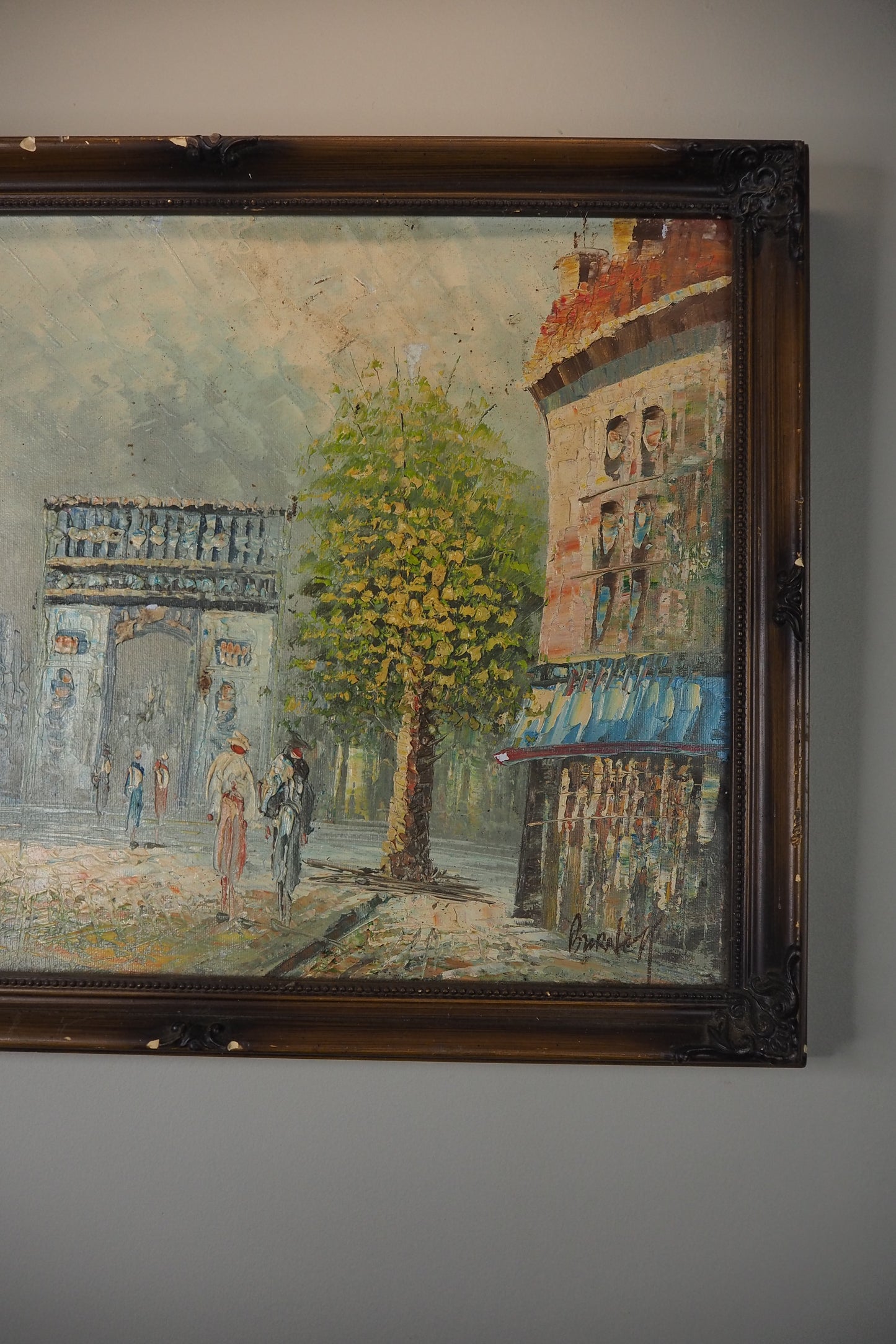 Midcentury Impressionist Paris Street Scene Oil Painting in ornate wooden frame