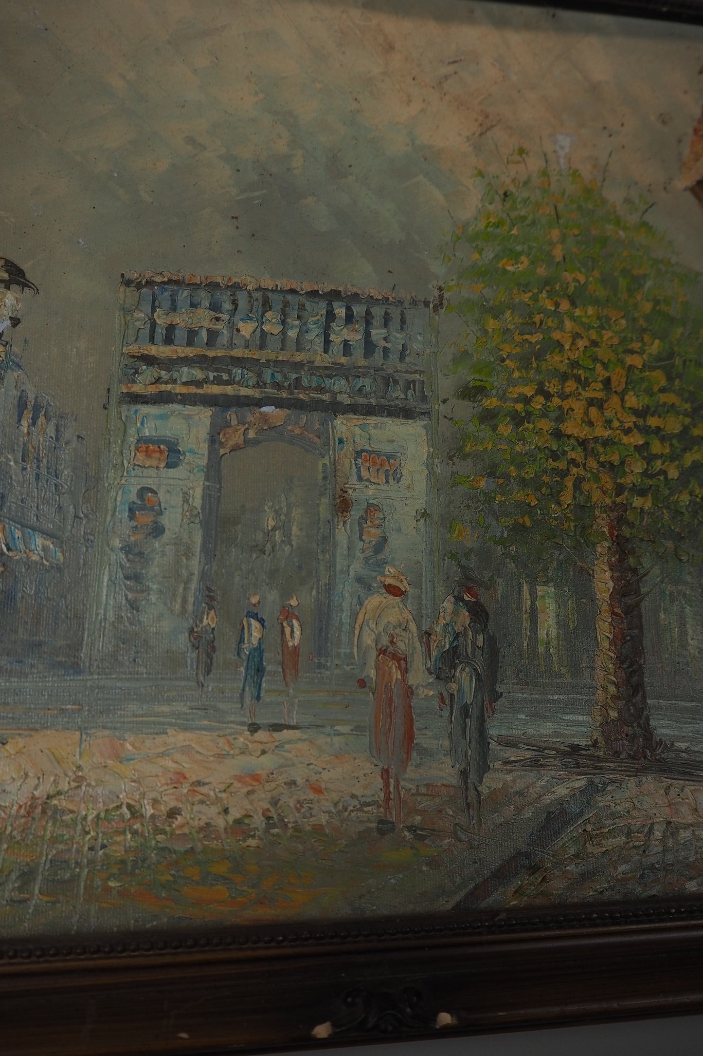 Midcentury Impressionist Paris Street Scene Oil Painting in ornate wooden frame