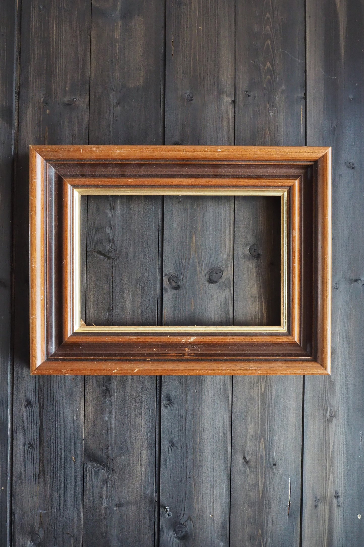 Vintage Mix of Wooden Frame Collection– Job lot ( 5 )- Rustic Wall Set