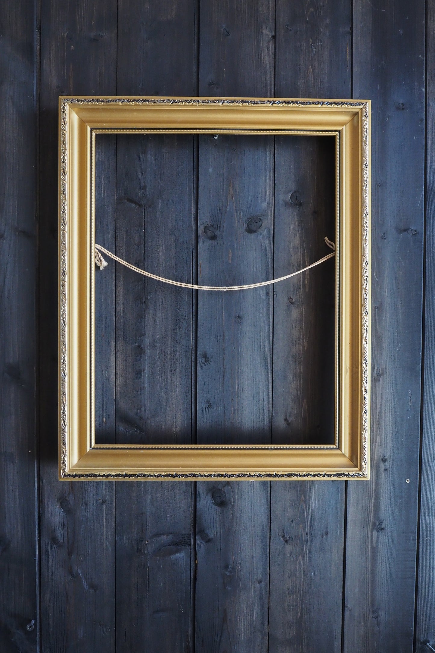 Vintage Mix of Gold Matching Frame Collection– Job lot ( 4 )- Elegant Wall Set