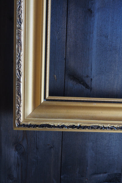 Vintage Mix of Gold Matching Frame Collection– Job lot ( 4 )- Elegant Wall Set