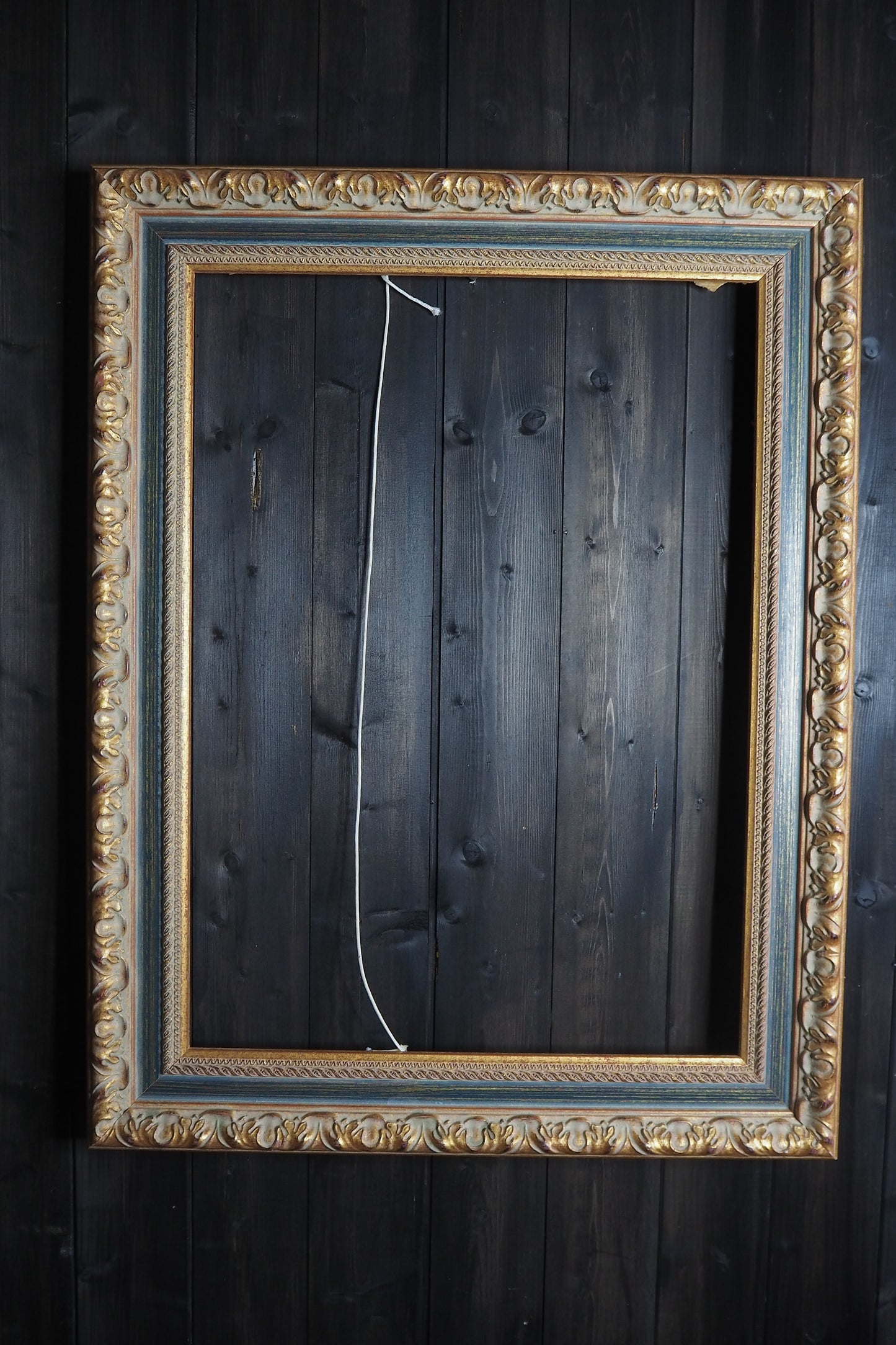 The Blois- Antique Gold Baroque Ornate Green & Gold Marble-Effect Frame