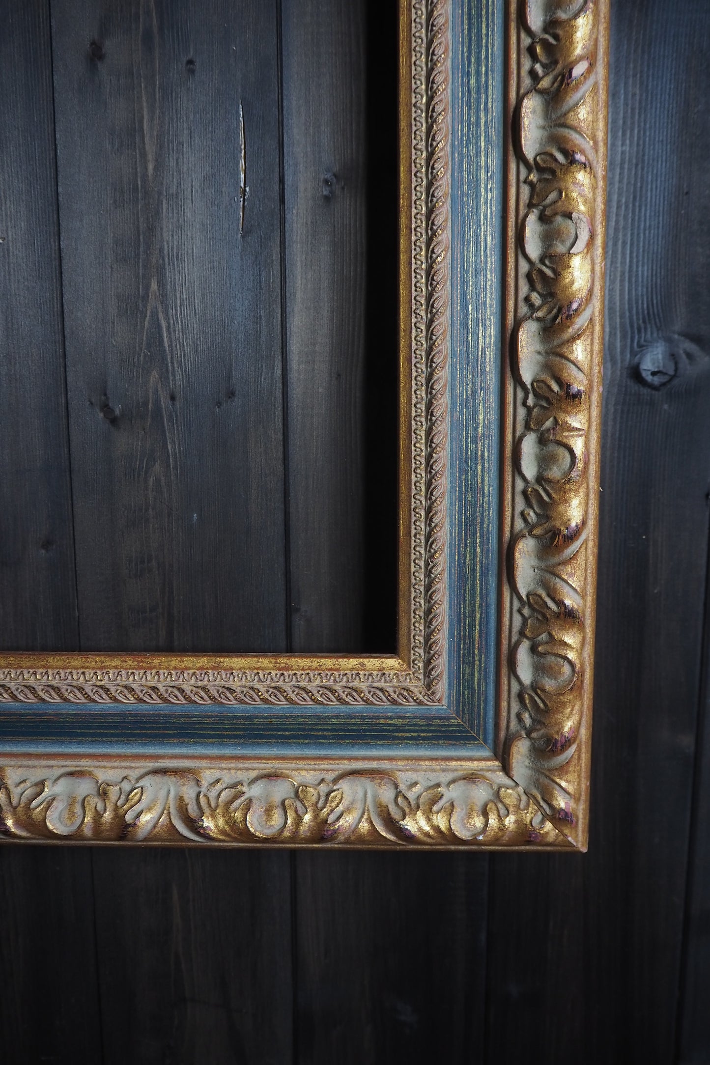 The Blois- Antique Gold Baroque Ornate Green & Gold Marble-Effect Frame