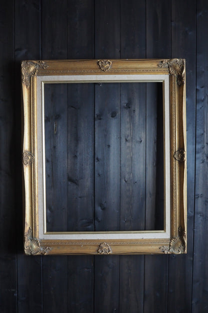 The Belcôte - Antique Gold Gilt Frame Collection A