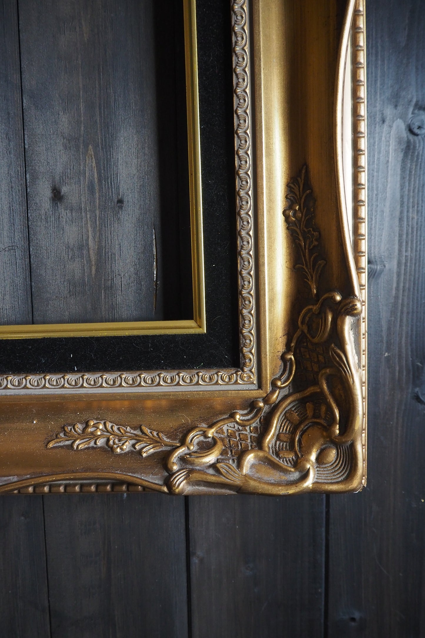 The Giverny - Vintage Black & Gold Ornate Sorélle Frame