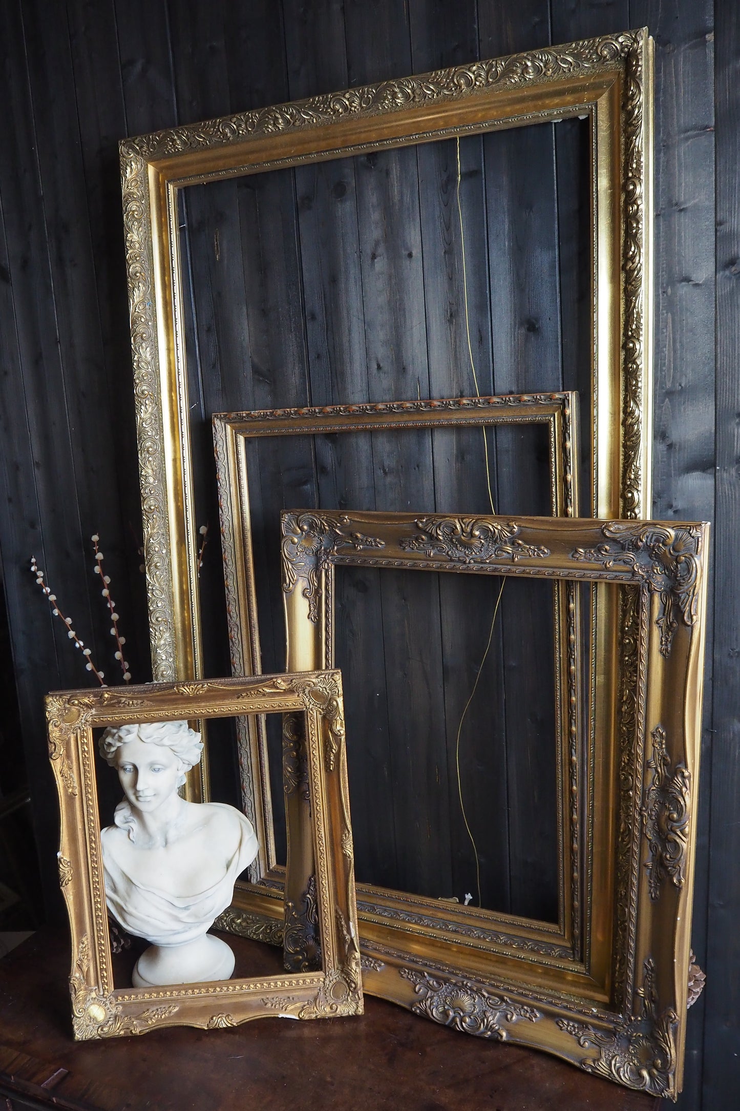 The Rambouillet - Extra Large Antique Gold Gilt Frame