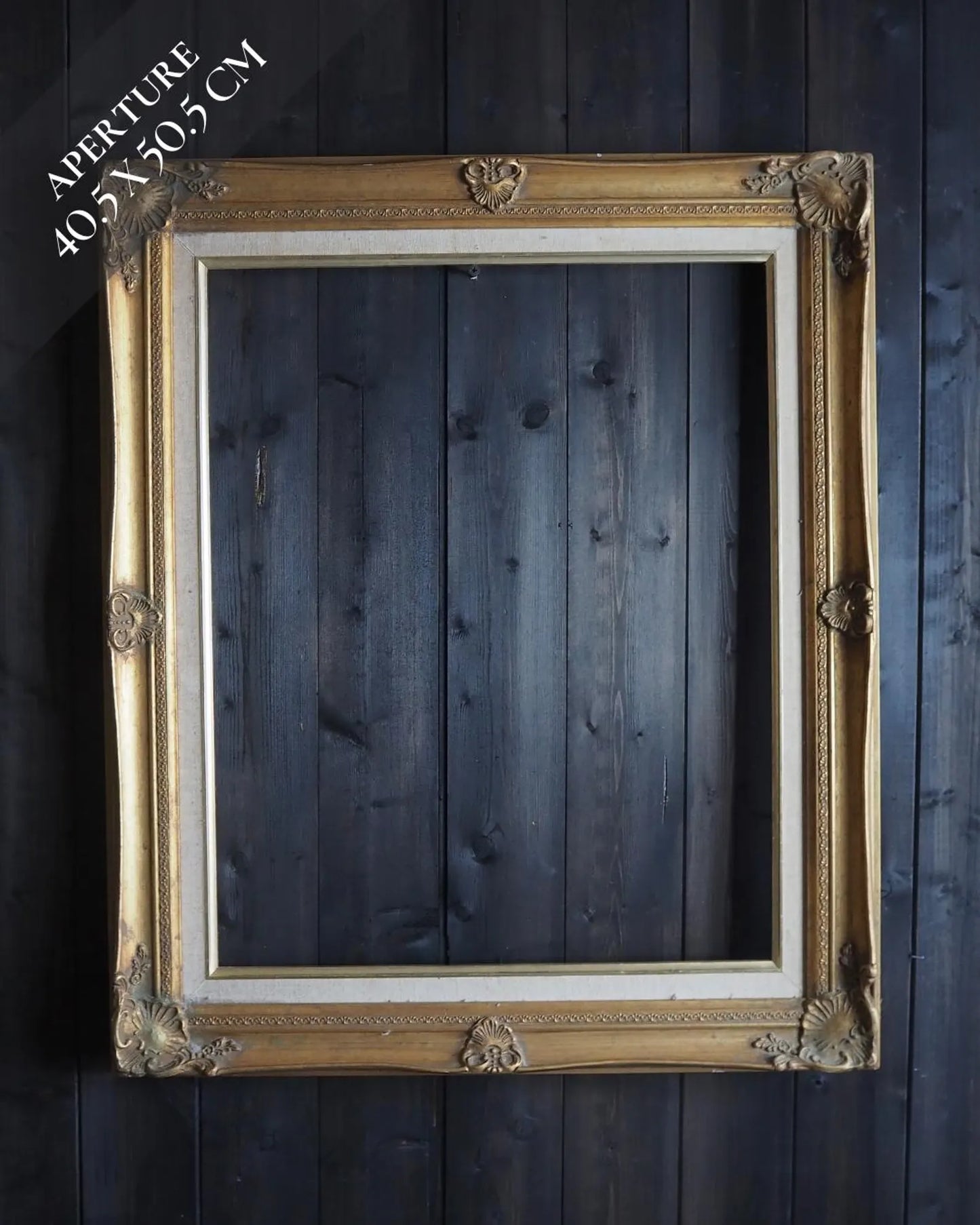 The Belcôte - Antique Gold Gilt Frame Collection A