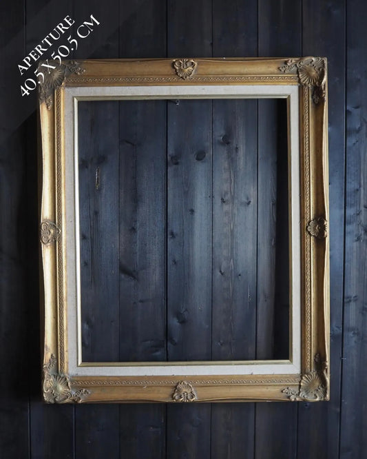 The Belcôte - Antique Gold Gilt Frame Collection A
