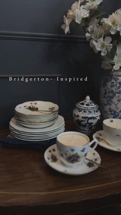 Bridgerton-Inspired Vintage Teacup Candle – Elegant & Reusable