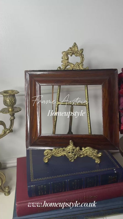 Alpine Heritage – Austrian Hand-Carved Vintage Mini Frame