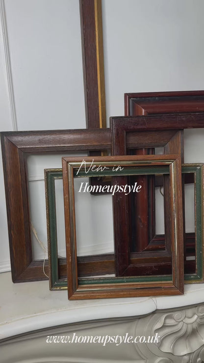 The Manor House Frame – Classic Rustic Wood