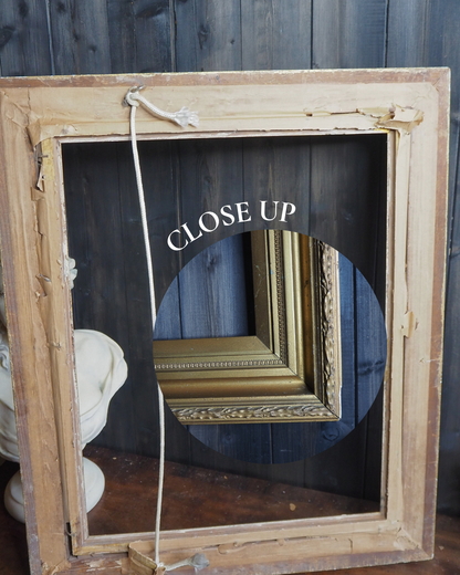 The Véronne – Early 20th Century Gold Gilt Frame Pair